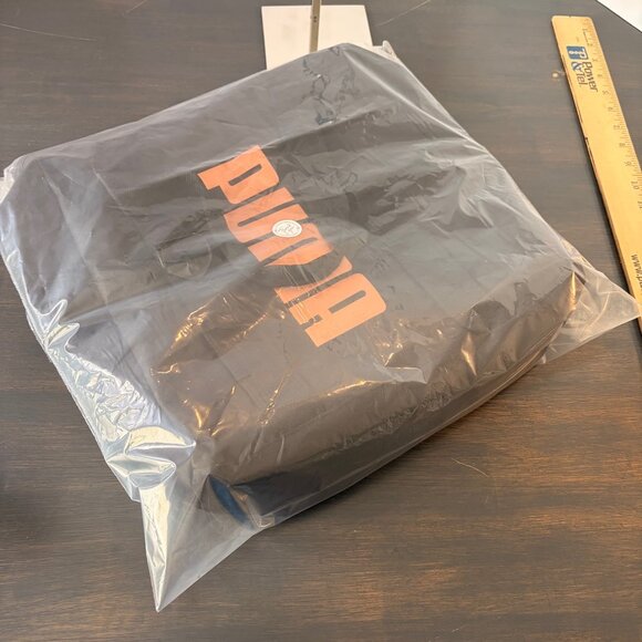 PUMA Black Zip-Top Logo Tote Bag – Adjustable Straps – Like New - Picture 7 of 7